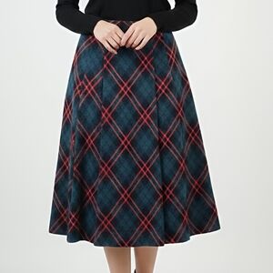Vintage 60s Plaid Wool Skirt, High Waist A-Line, 26” Waist, Size 10, Fits Like S